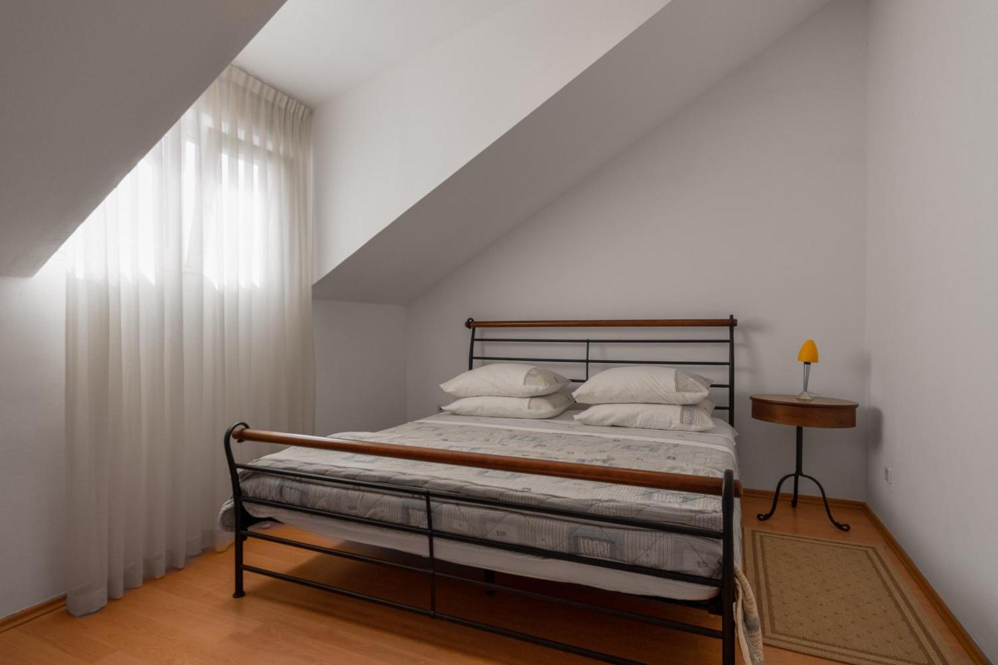 Galatea Apartments - Town Centre With Free Parking Baška Voda Rum bild