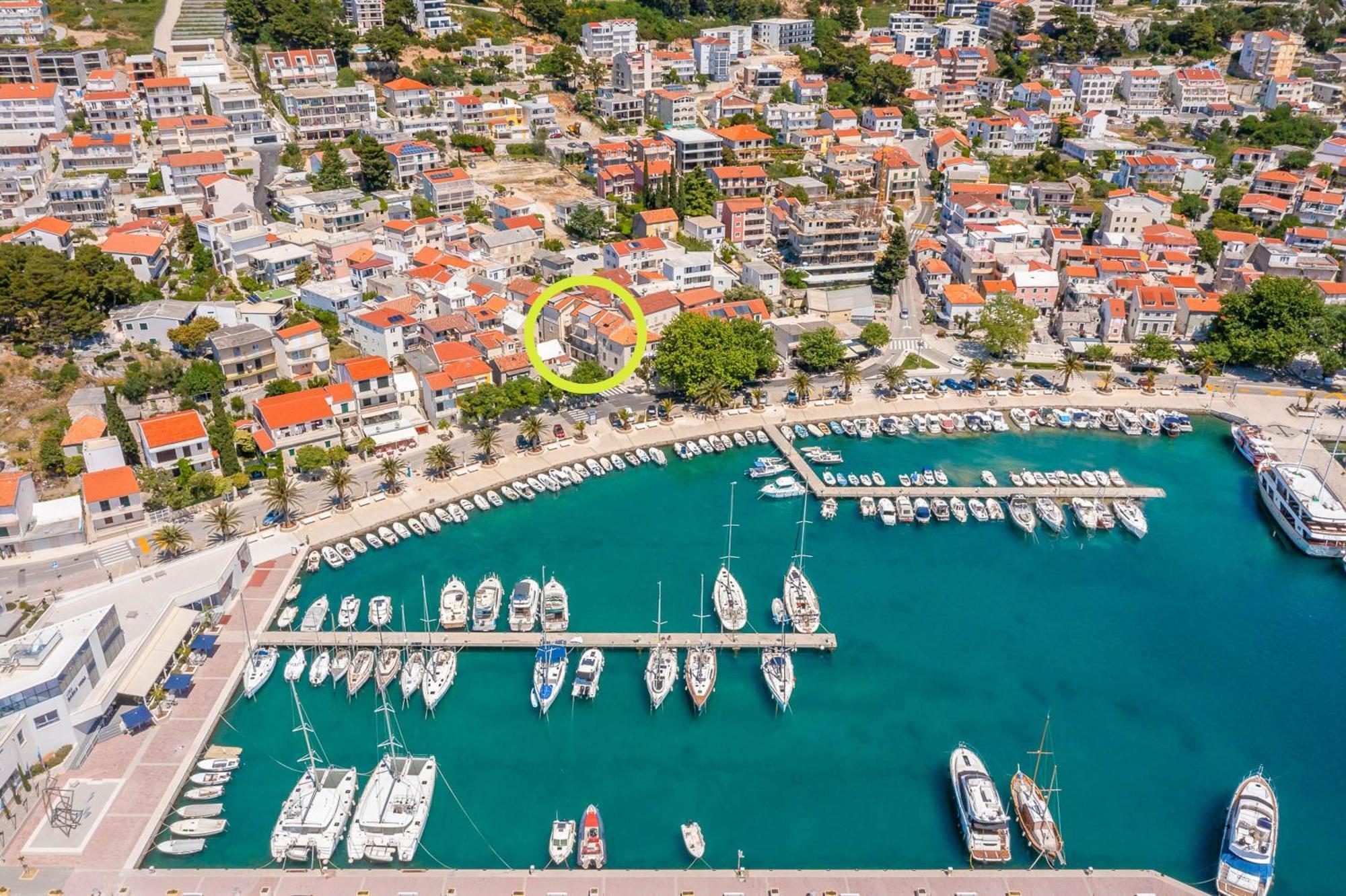Galatea Apartments - Town Centre With Free Parking Baška Voda Exteriör bild